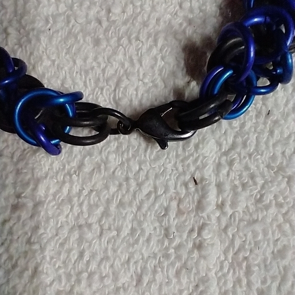 Blue black anodized large link bracelet - Picture 3 of 3